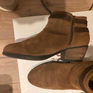 Clark's Suede Ankle Light Brown with Dark Brown Leather Strap Detail, Size 8.5 M